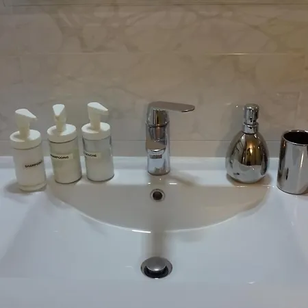 Apartment Feel At Paris-montreuil 500m Metro Parking Prive Gratuit *