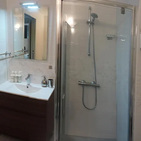 Feel At Paris-montreuil 500m Metro Parking Prive Gratuit Apartment Montreuil (Seine-Saint-Denis)